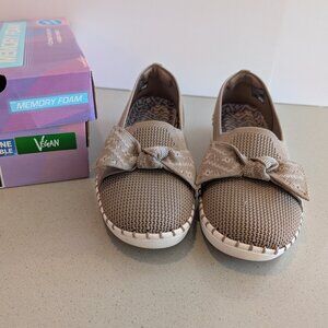 Skechers Sepulveda Women's Size 9 Vegan Washable Slip-Ons w/ Bow Mocha